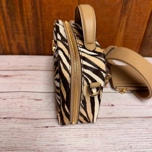 MICHAEL KORS Estelle Small Trunk Crossbody - Picture 3 of 7